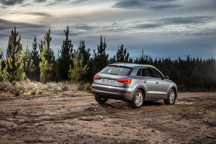  Audi Q3 1.4 TFSI (8U) 2015 года  (AU) (фото 19 из 23)